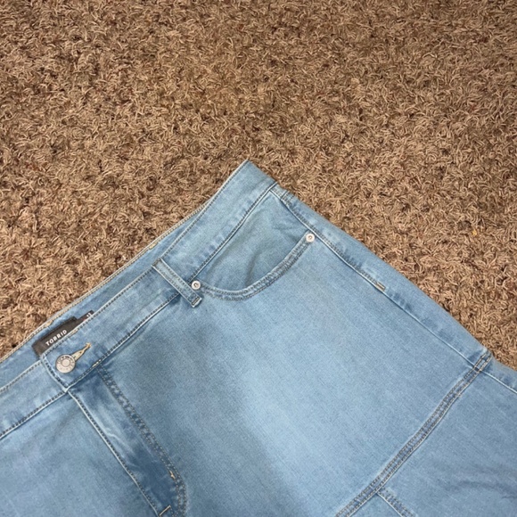 Torrid Denim A-Line Skirt – Size 26 - Picture 5 of 5